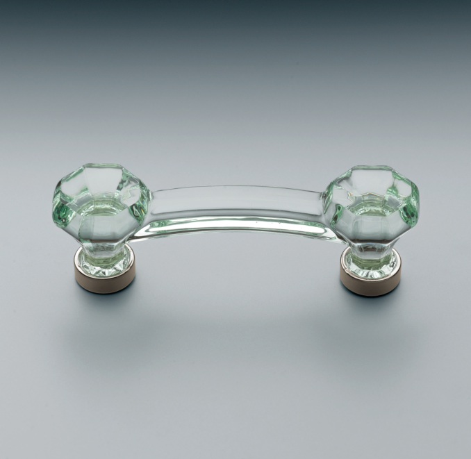 Traditional Green Glass Pull 3"