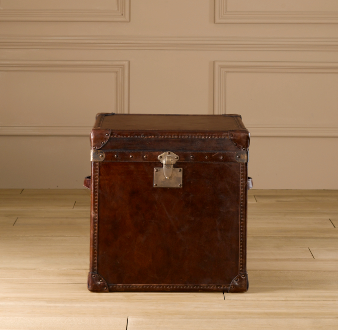 Mayfair Steamer Cube Vintage Cigar Leather