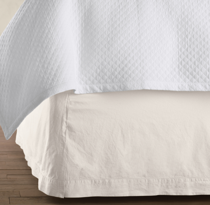 Italian 50-Year-Wash Vintage Bed Skirt