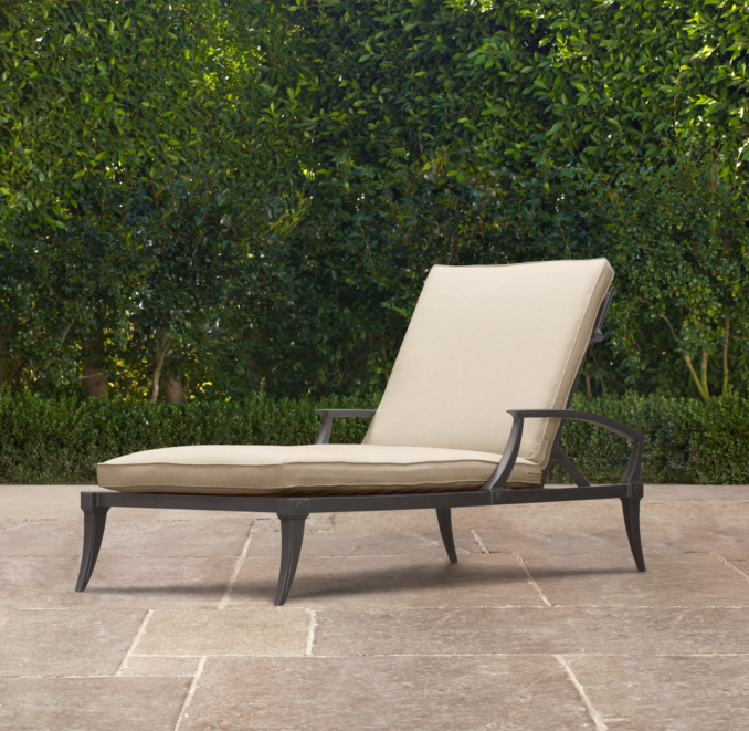 Klismos Chaise Painted Metal
