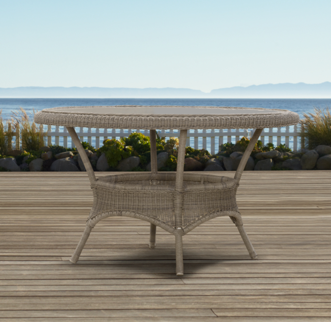 Hampshire Round Dining Set (Set of Table and 4 Tub Chairs)