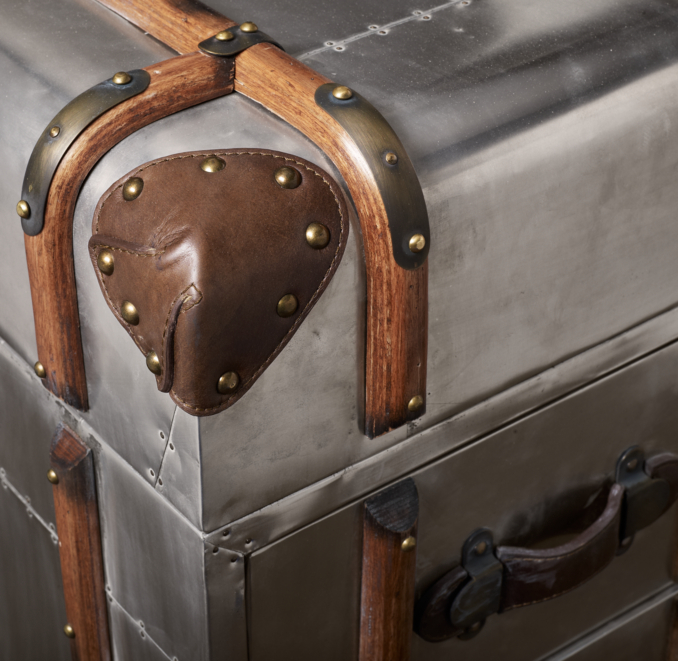 Richards' Metal Cube with Drawers