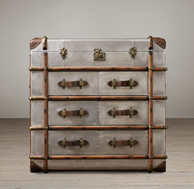 Richard's Metal Medium Chest