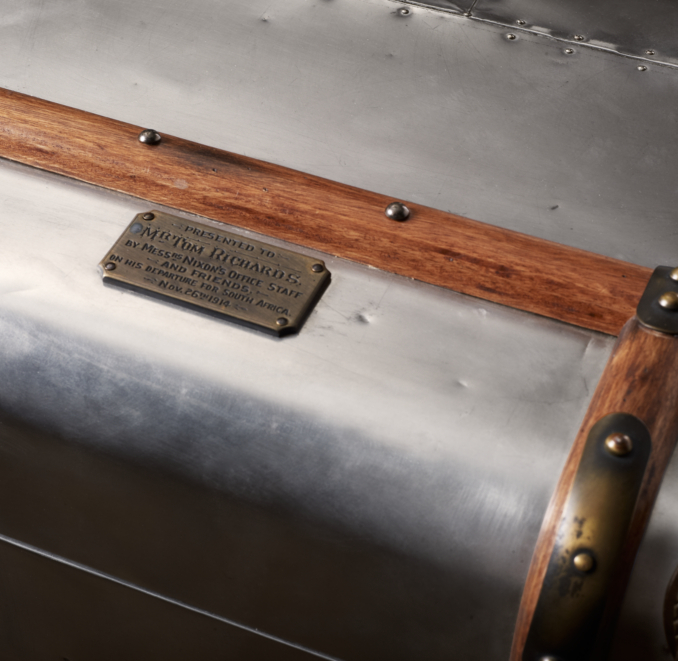 Richard's Metal Medium Chest