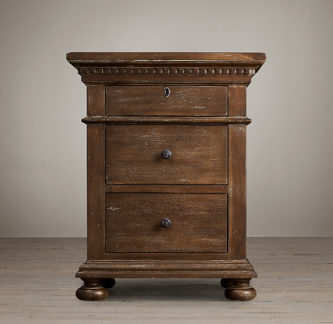 24" St. James Nightstand (Set of 2 Closed)