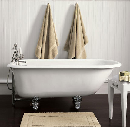 Classic Victorian Clawfoot Tub and Tub Fill with Handheld Shower (shown)