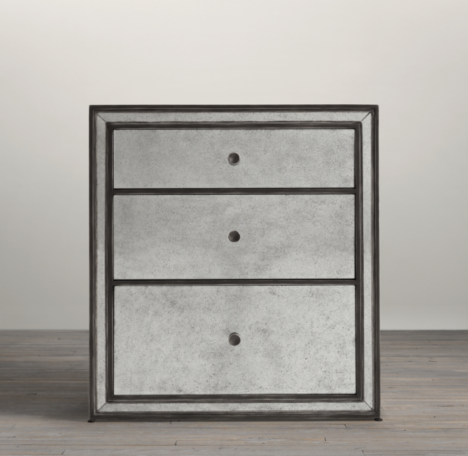 Strand Closed Nightstand