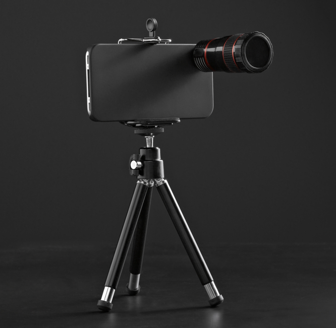  iPhone® 4 and 4S Zoom Lens & Tripod