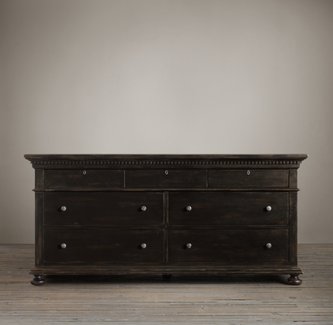 St. James 7-Drawer Dresser