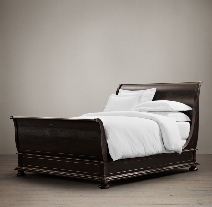 St. James Sleigh Bed 