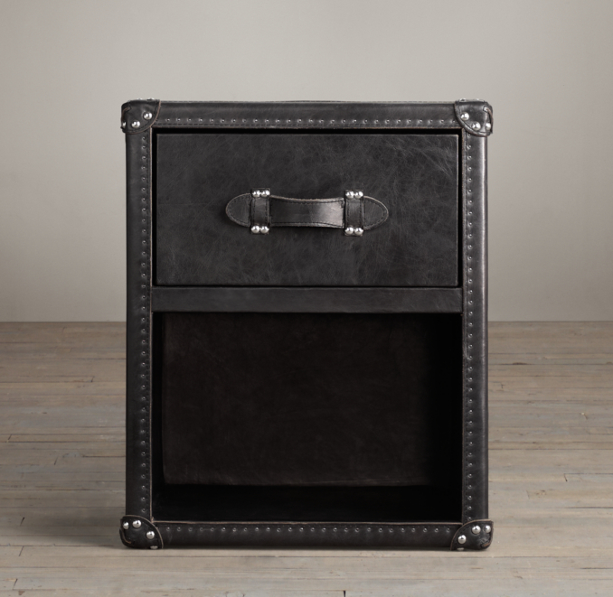 Mayfair Steamer Open Cube w/ Drawer Trunk 