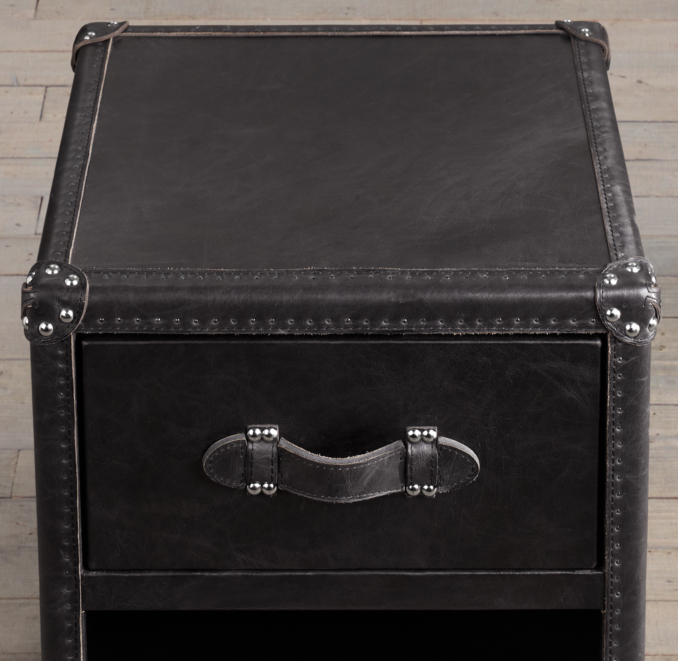 Mayfair Steamer Open Cube w/ Drawer Trunk 