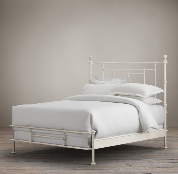 19th C. Quatrefoil Iron Bed without Footboard Distressed White