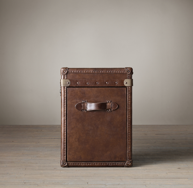 17" Mayfair Steamer Cube Vintage Cigar Leather