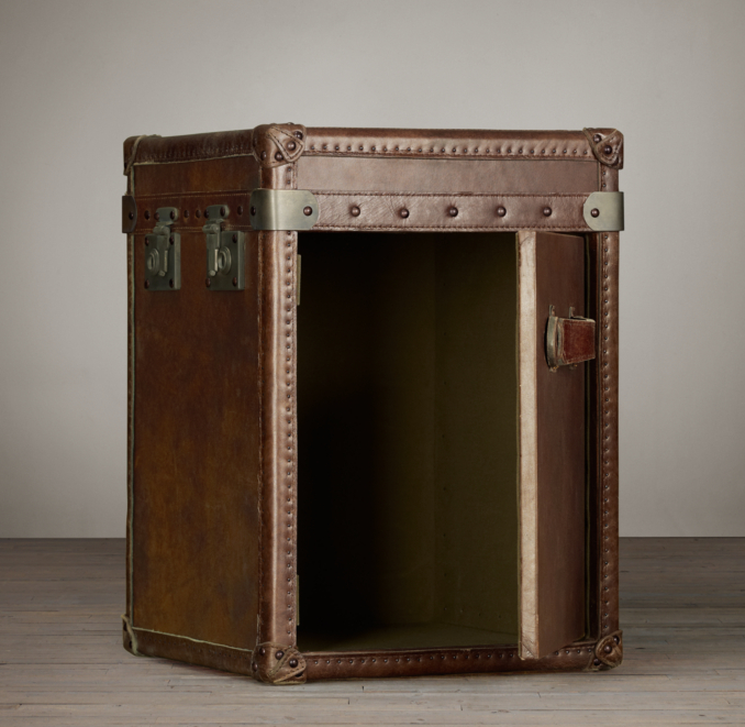 17" Mayfair Steamer Cube Vintage Cigar Leather