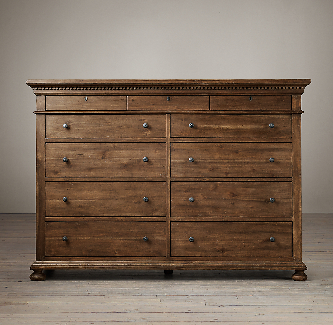 St. James 11-Drawer Dresser