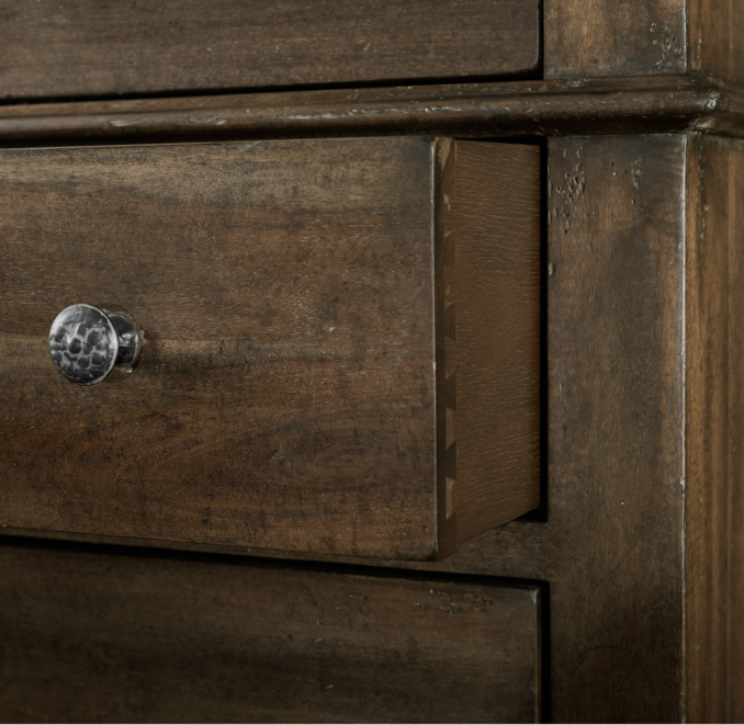 St. James 11-Drawer Dresser