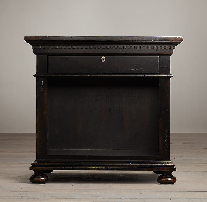 32" St. James Nightstand (Set of 1 Open and 1 Closed)