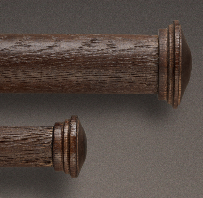 Estate Weathered Oak Endcap Brown Oak