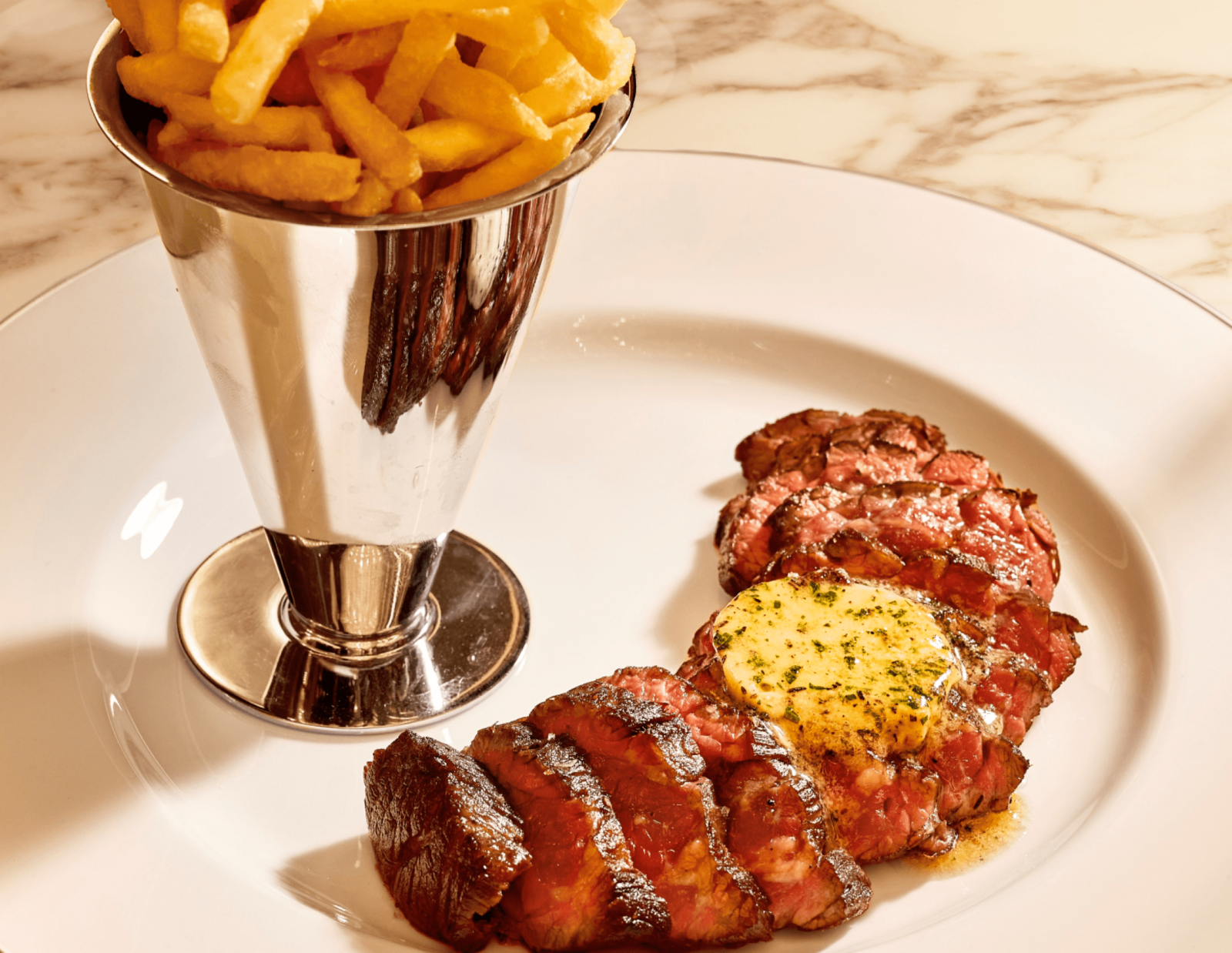 Steak Frites, Bavette with Peppercorn sauce and fries