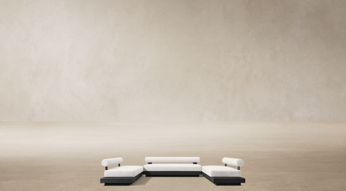 Front view of Bondi Aluminum Modular U-Sectional With Side Tables 