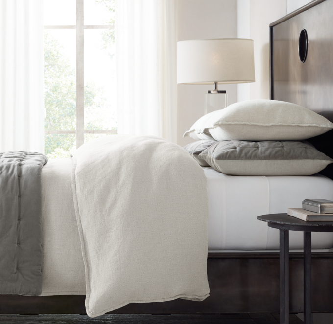 //media.restorationhardware.com/is/image/rhis/CO15LNS_S583_K318_p042x43