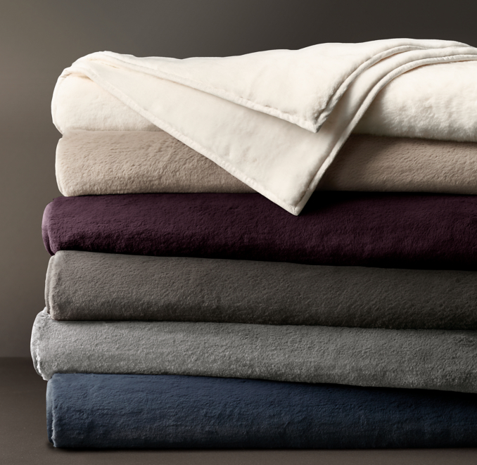 UltraFine Plush Throw