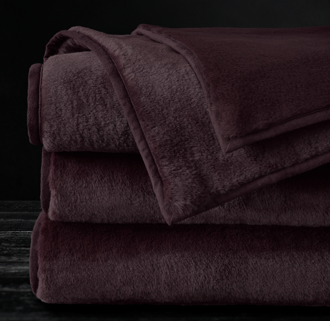 UltraFine Plush Throw