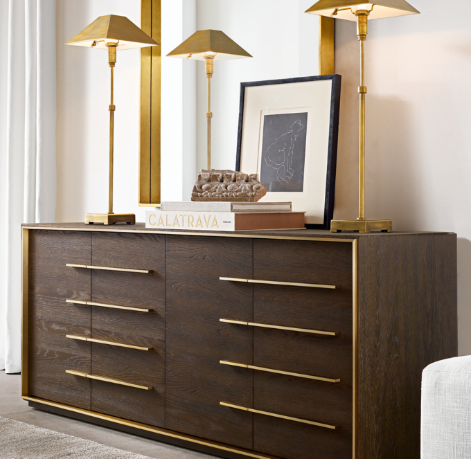 //media.restorationhardware.com/is/image/rhis/CO17MOS_E115_p014x015_V1_RHR