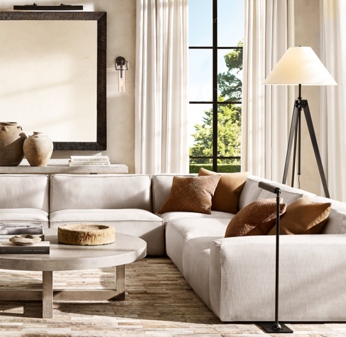 Restoration hardware store como sectional