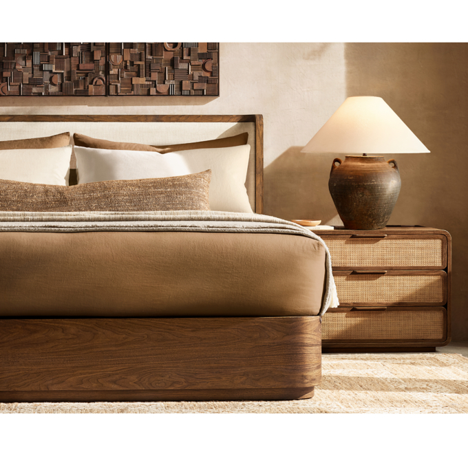 //media.restorationhardware.com/is/image/rhis/CO23SPR_254x255_SS690_K1024_RHR