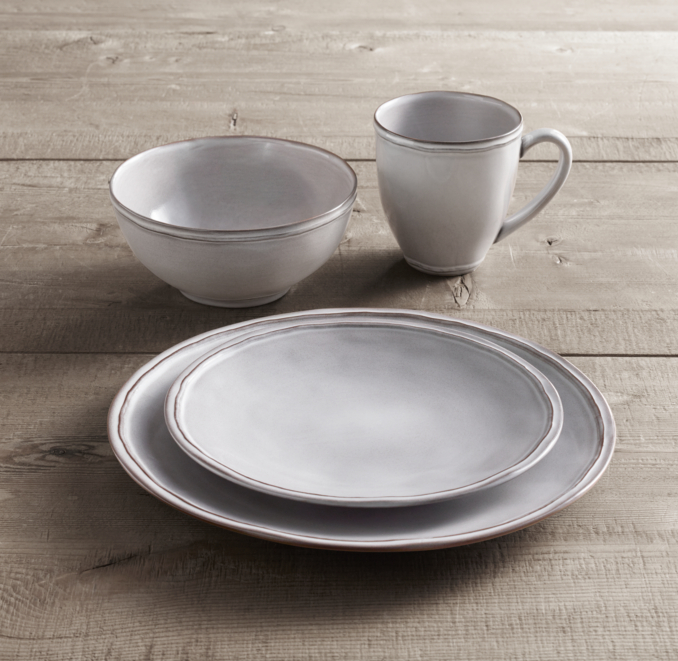 Portuguese HandPainted Dinnerware 16Piece Dinnerware Set