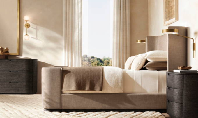 //media.restorationhardware.com/is/image/rhis/K1078_US24MOF_LS_RHR