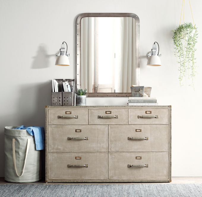 //media.restorationhardware.com/is/image/rhis/TN15FAL_CB7_p158x159_1