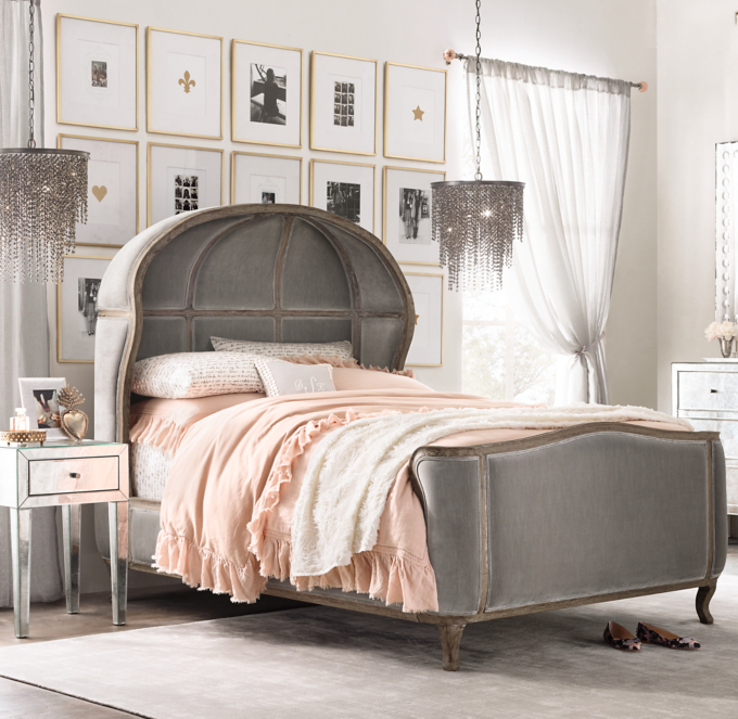 //media.restorationhardware.com/is/image/rhis/TN17FAL_FG3_p128x129_V1_RHR