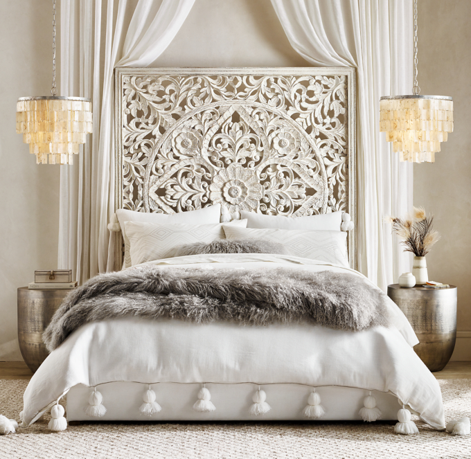 //media.restorationhardware.com/is/image/rhis/TN18FAL_FCBC_p000x001_RHR