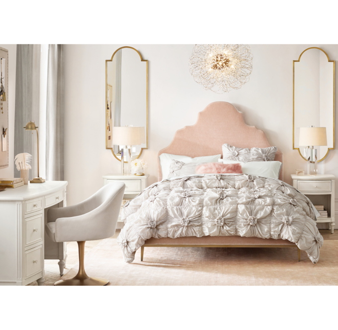 //media.restorationhardware.com/is/image/rhis/TN20FAL_044x045_FG15_RHR