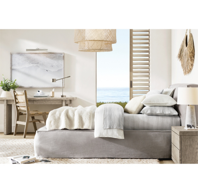 //media.restorationhardware.com/is/image/rhis/TN20FAL_086x087_CB31