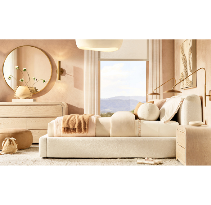 //media.restorationhardware.com/is/image/rhis/TN23SPR_030x031_CO10_RHR