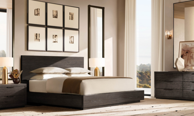 //media.restorationhardware.com/is/image/rhis/US24MOS_K1111_MachintoBlackBedroom