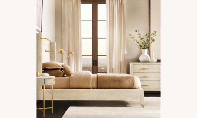 //media.restorationhardware.com/is/image/rhis/US24SPR_FF49_GraydonBoneShelterBed