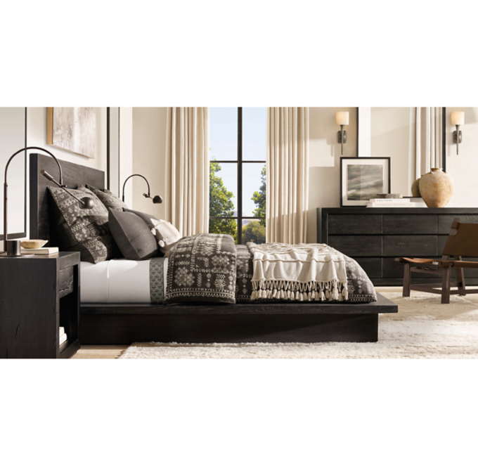 //media.restorationhardware.com/is/image/rhis/WC22DIGITAL_390x391_K704_RHR