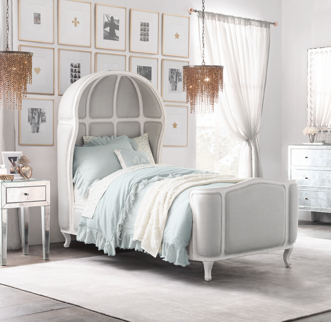 //media.restorationhardware.com/is/image/rhis/WT15SPR_FG3_Versailles_Seafoam_RHR