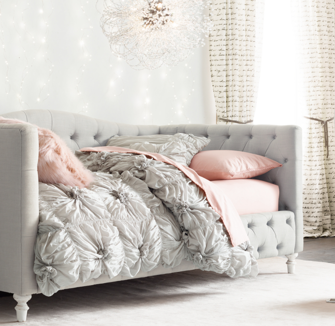 //media.restorationhardware.com/is/image/rhis/WT15SPR_TWB13_Selby_Daybed