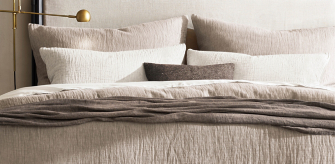 Italian Crinkled Linen-Cotton Bedding Collection