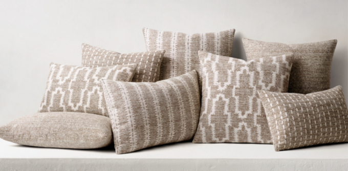 Nazaré Outdoor Pillow Collection