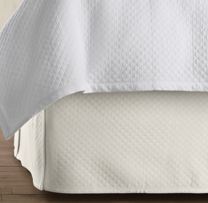 Diamond Matelassé Bed Skirt