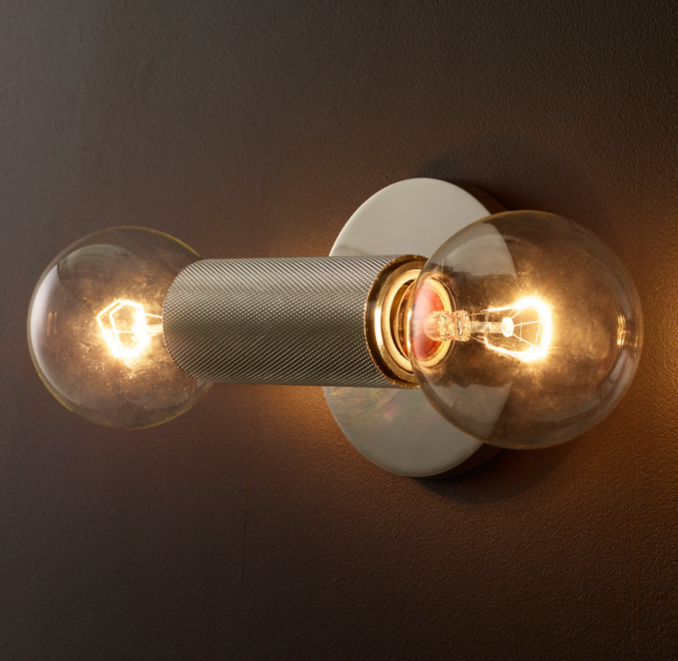 Utilitaire Socket Linear Sconce
