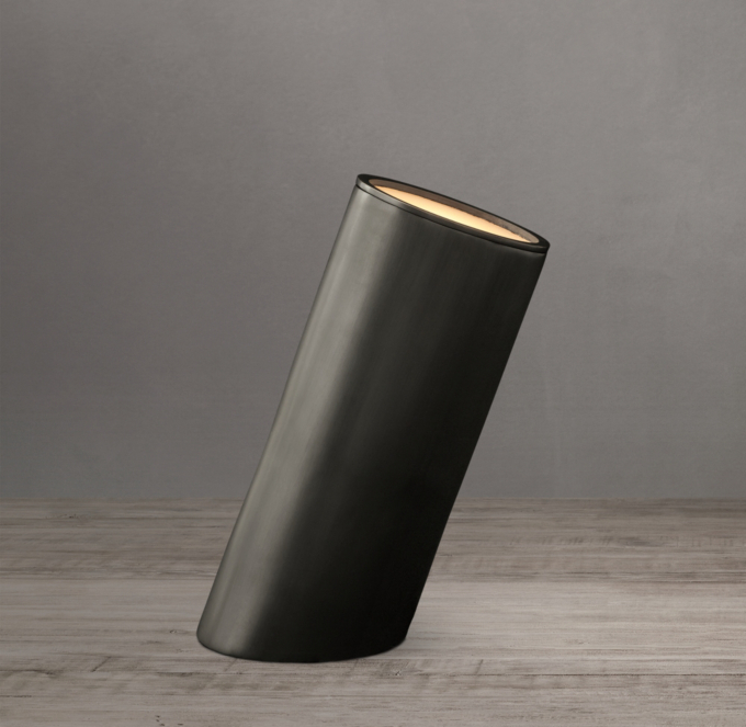 Champeaux Spotlight