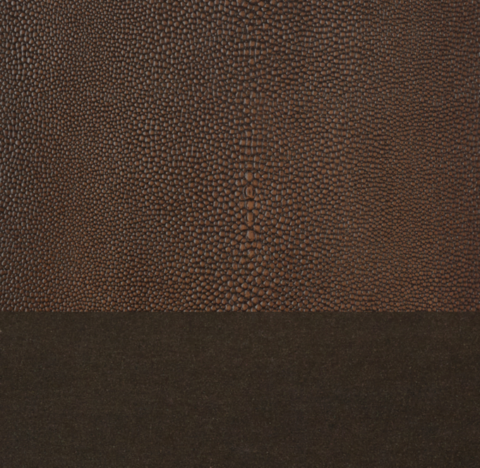 Shown in Mocha Shagreen/Bronze.